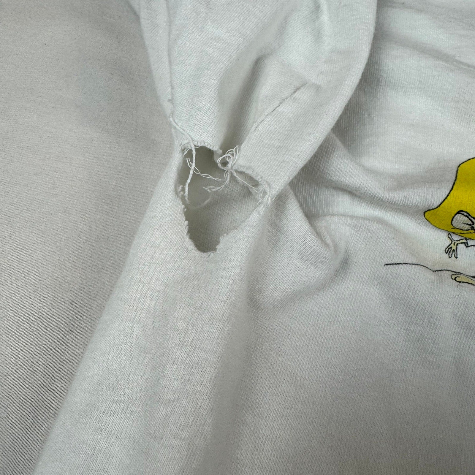 Vintage 90s Looney Tunes Distressed T-Shirt