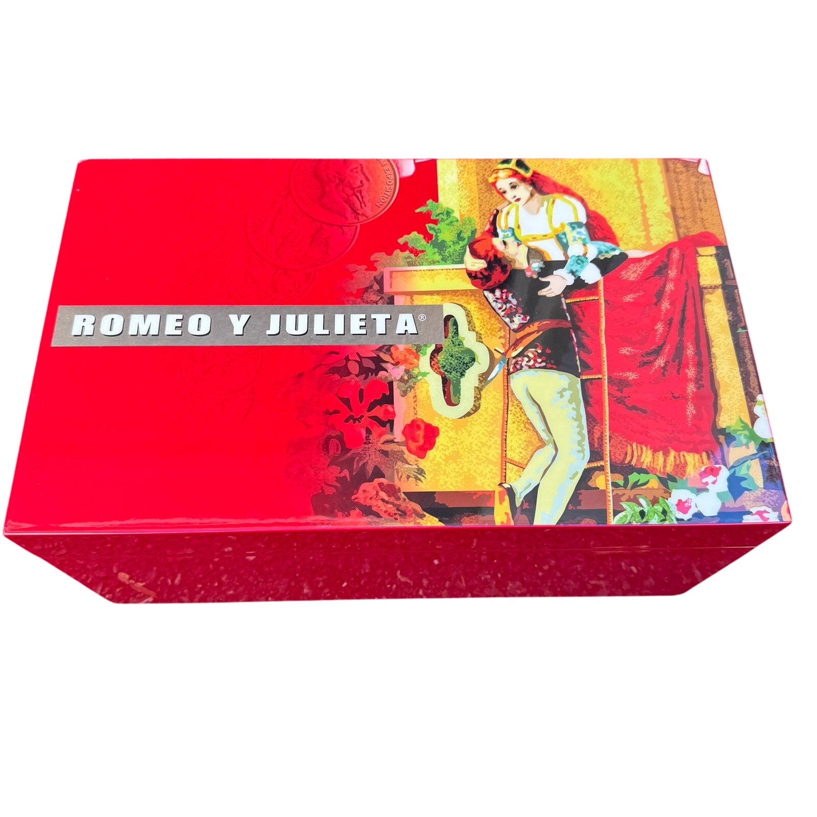 Romeo y Julieta Cigar Humidor