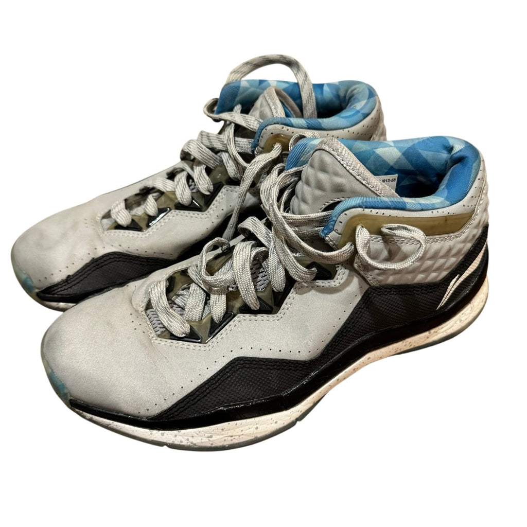 Way of Wade Athletic Shoes - Size 8 - Great Condition!