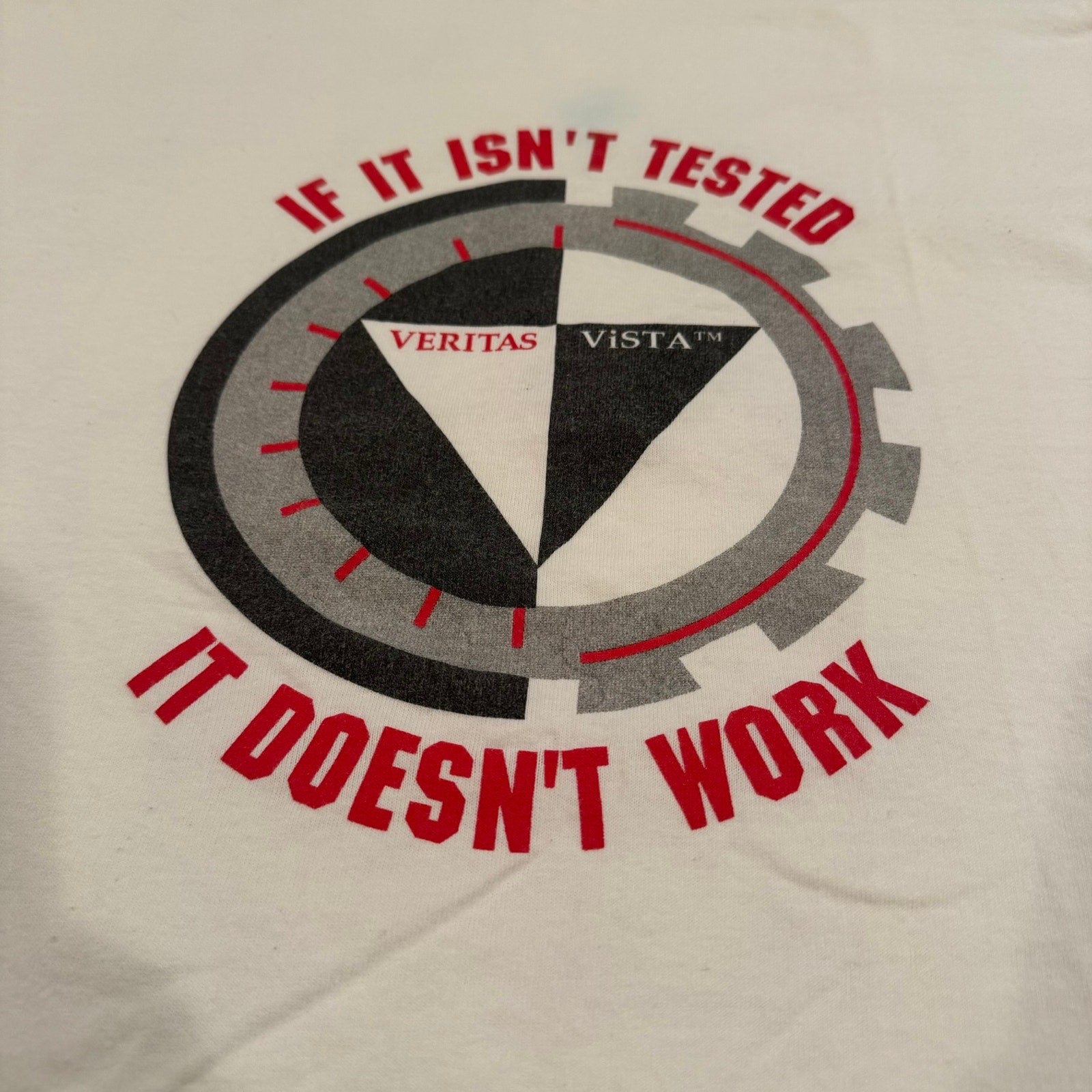 Vintage Veritas Vista T-Shirt - Size Large - Good Condition