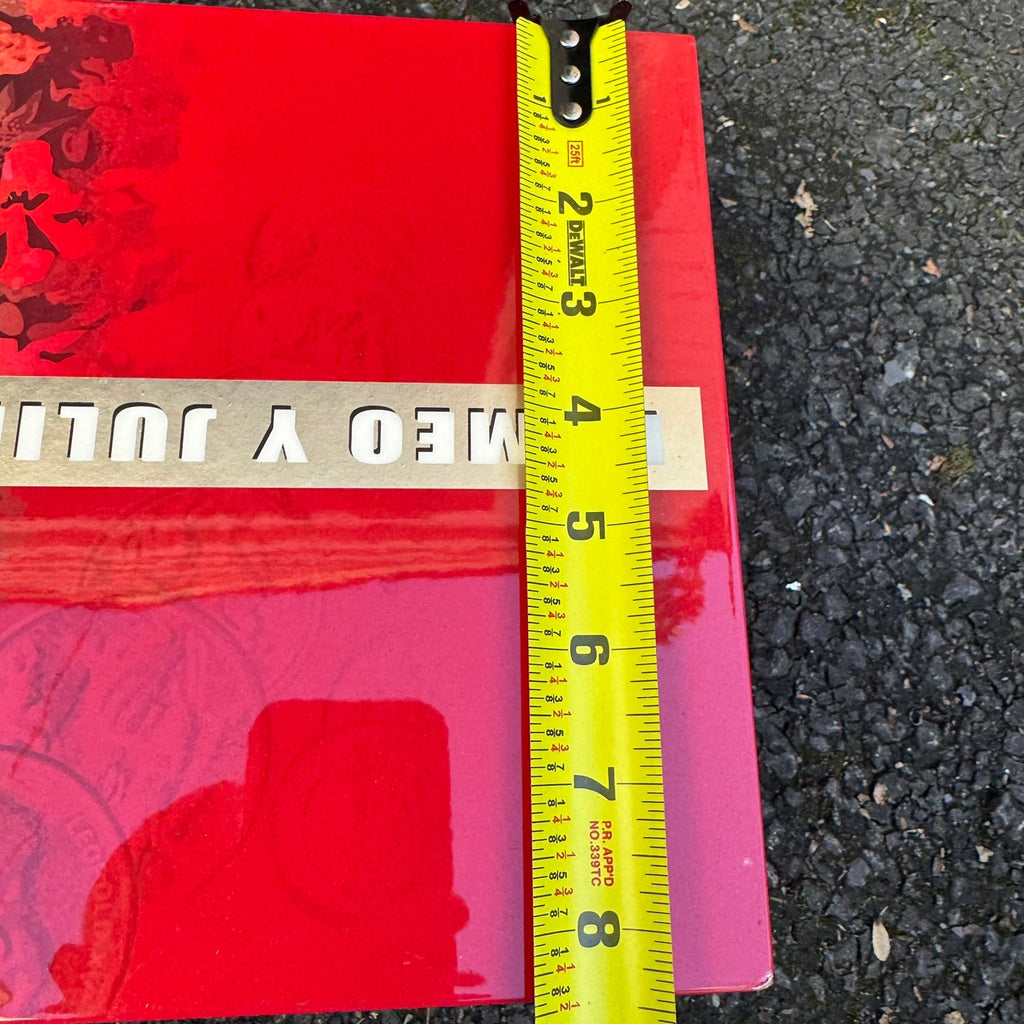 Romeo y Julieta Cigar Humidor