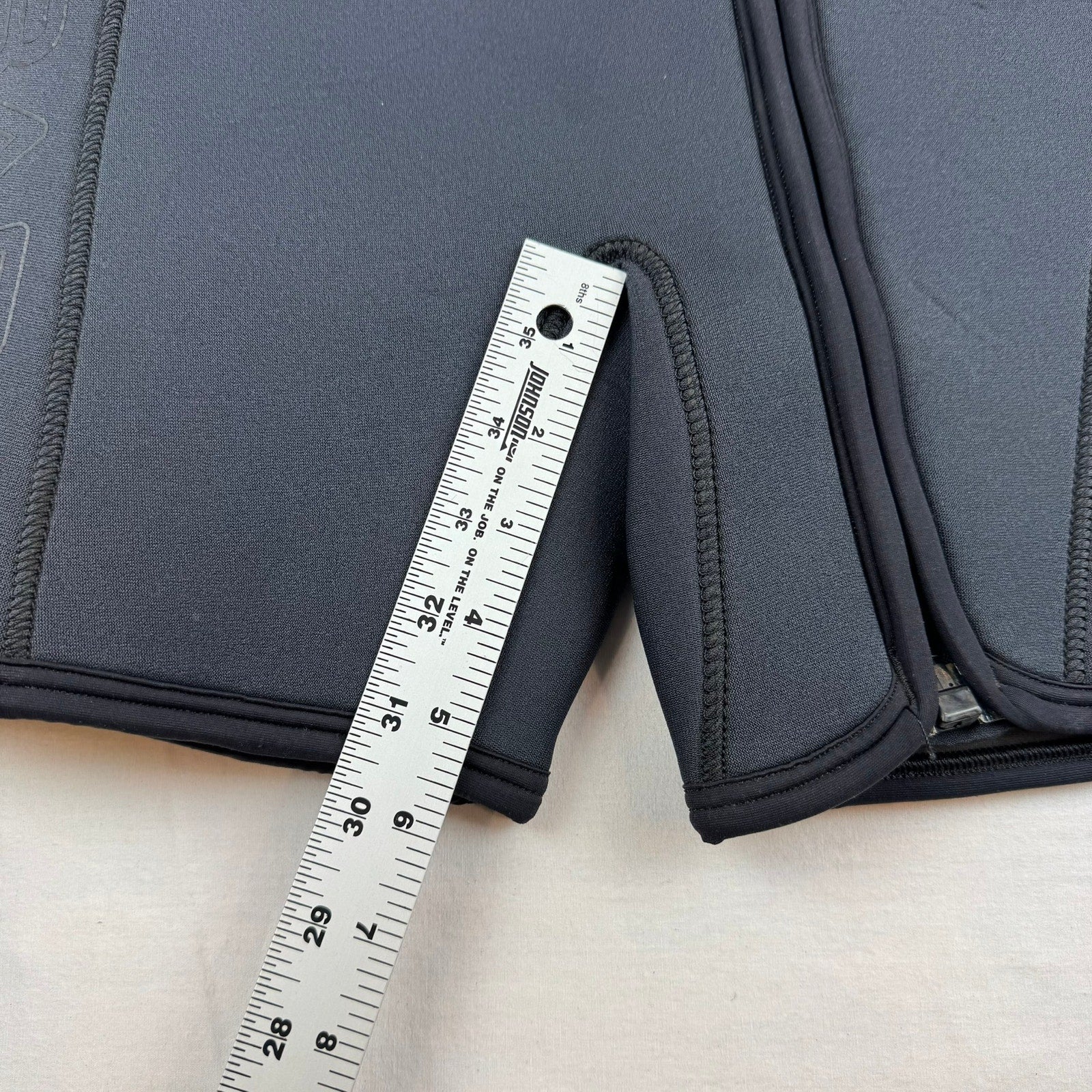 Bare 7MM Women's Shorty Wetsuit - Size Small (Hoodless)