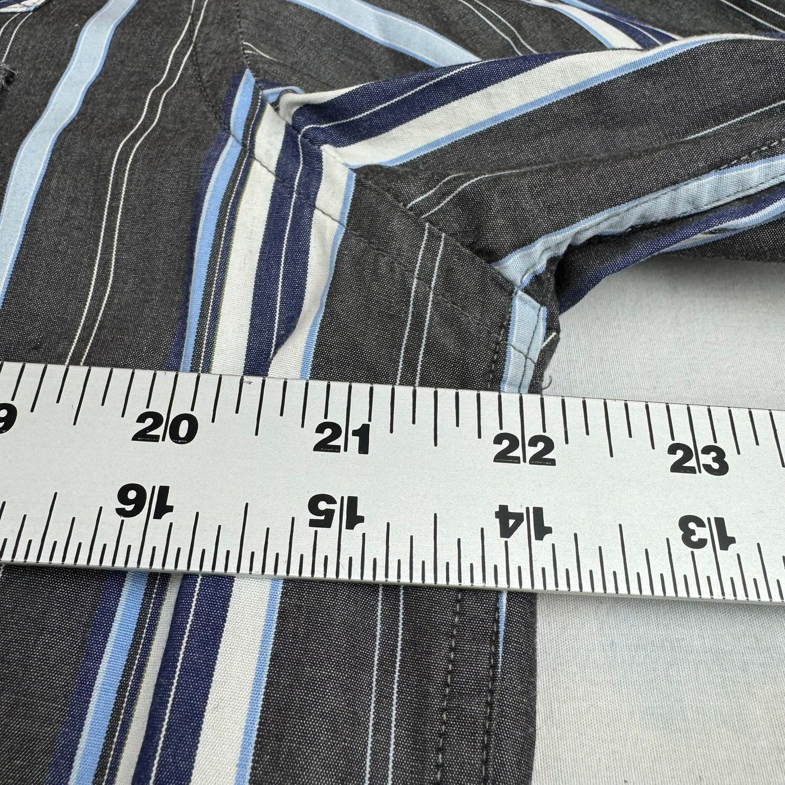 7 Diamonds Button Down Shirt - Size Large - Great Condition