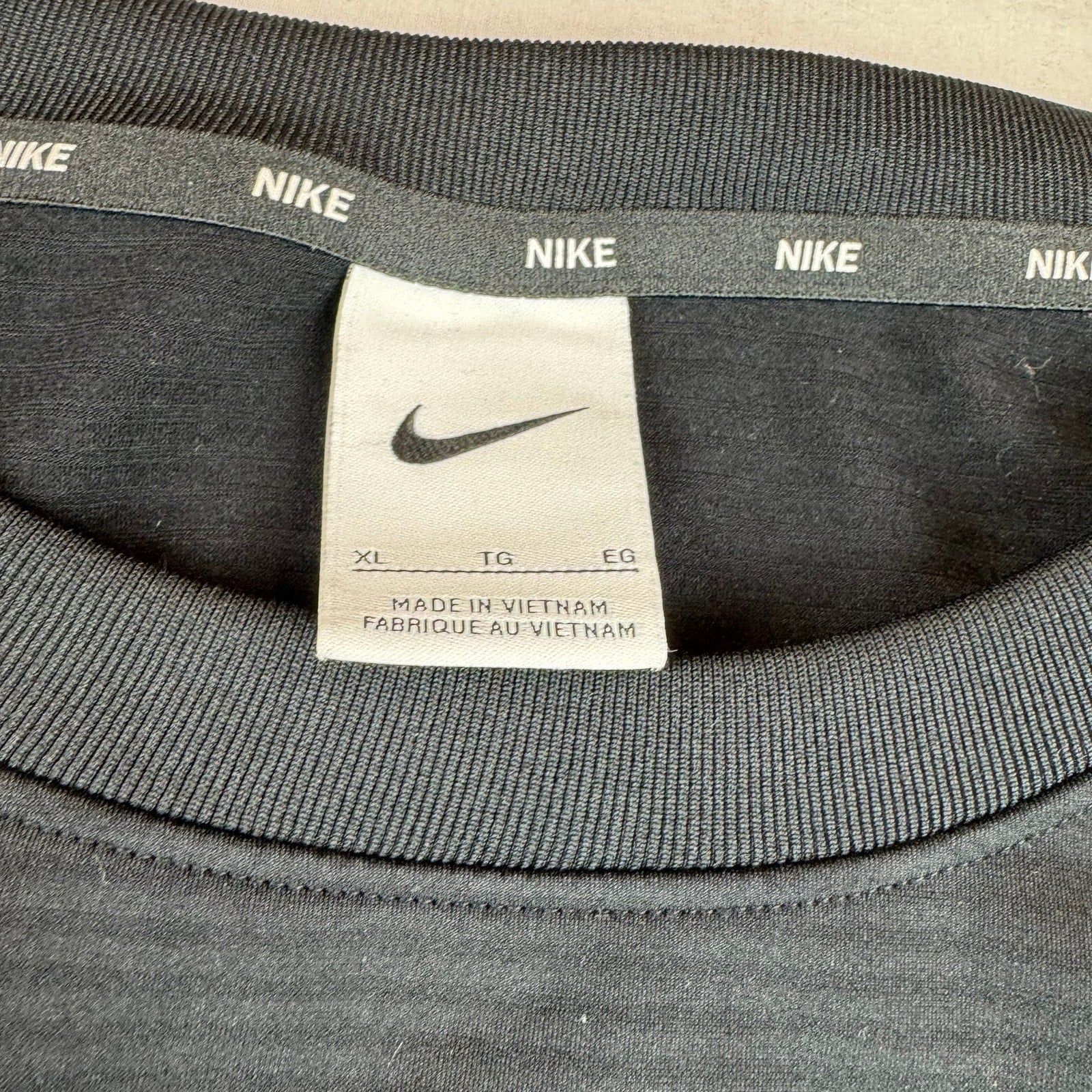 Nike Thermal Crewneck Sweatshirt - Women's XL - Great Condition