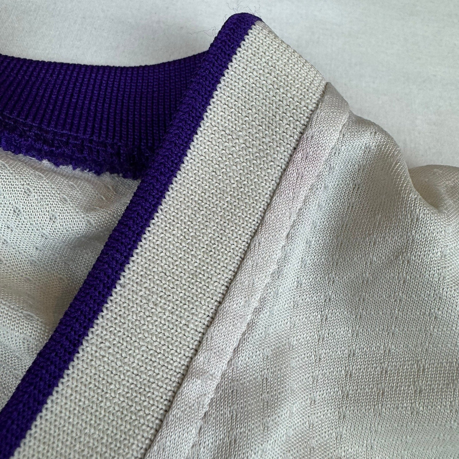 Vintage Los Angeles Lakers Jersey - Size XL