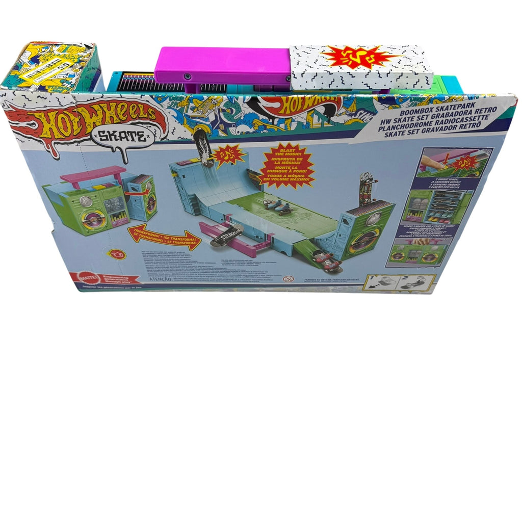 Hot Wheels Boombox Skate Set - New in Box