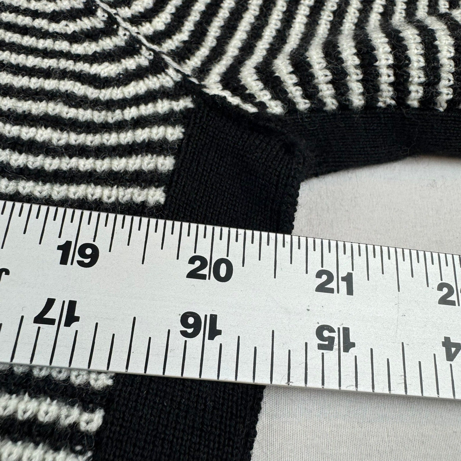 Ovadia and Sons Striped Crewneck Sweater - Size Large