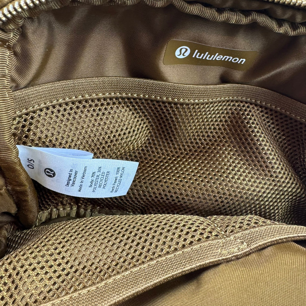 Lululemon Everywhere Belt Bag