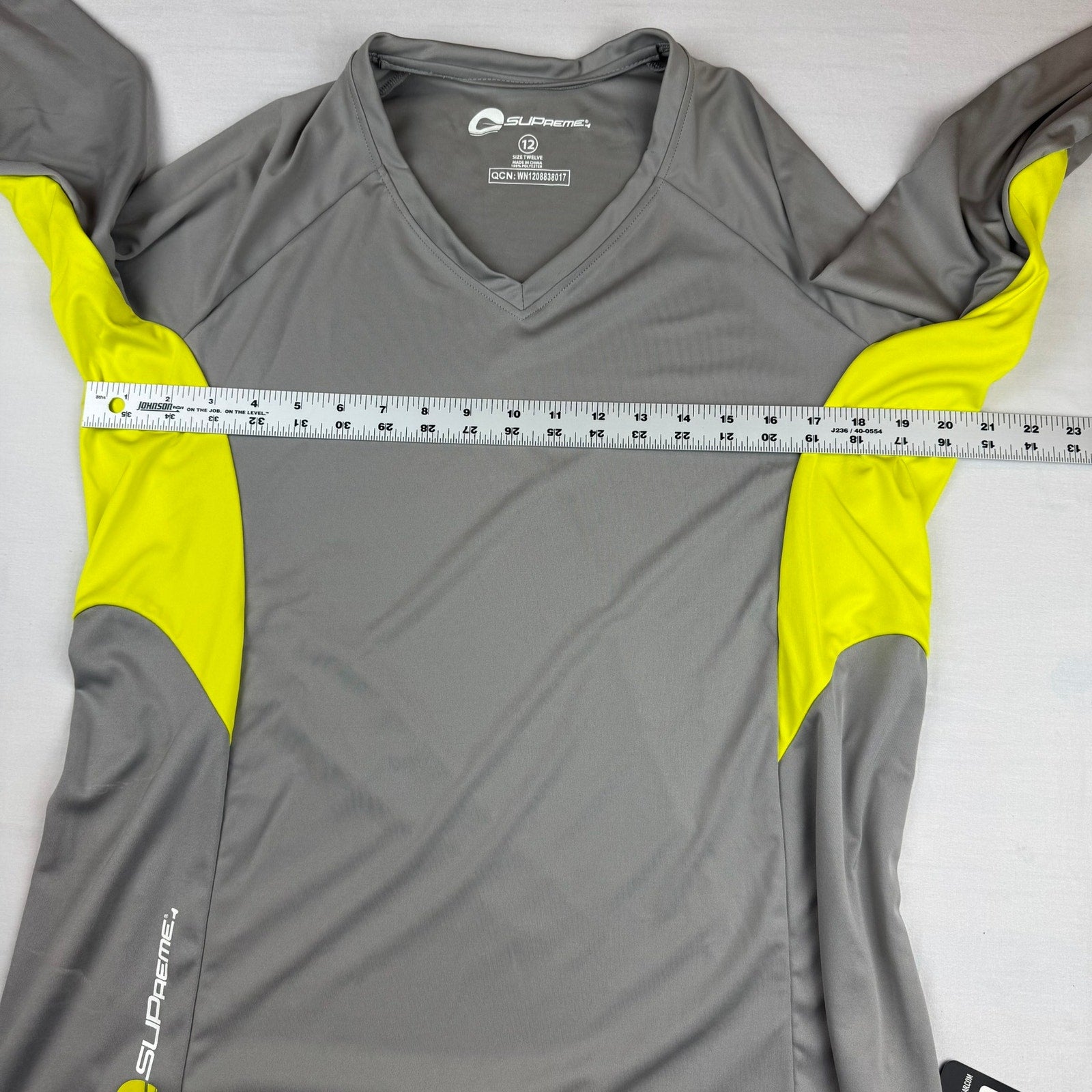 Women's XL Long Sleeve UV Swim Shirt Rash Guard NWT