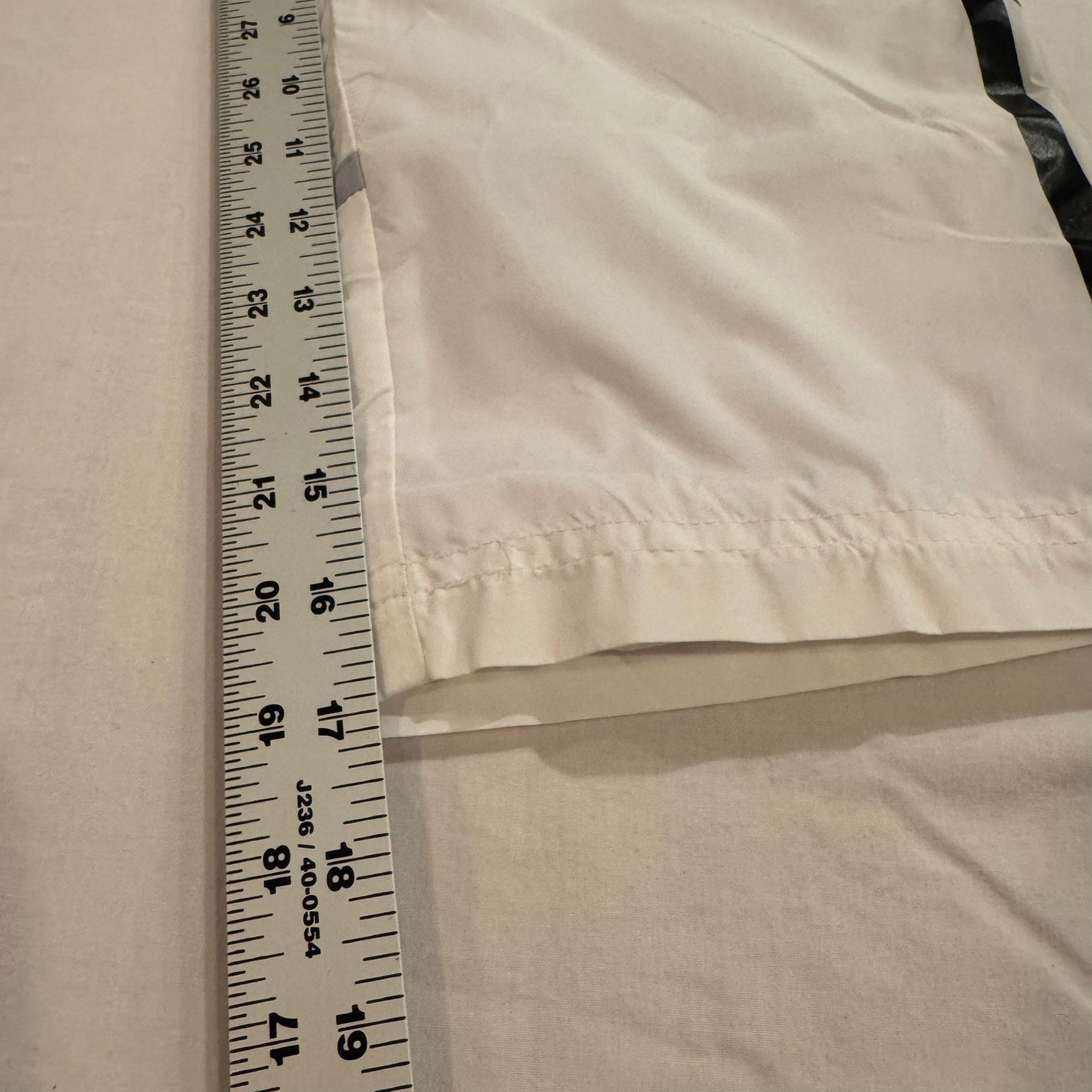 Arnold Palmer Sport Women's Capri Golf Pants - Size Medium