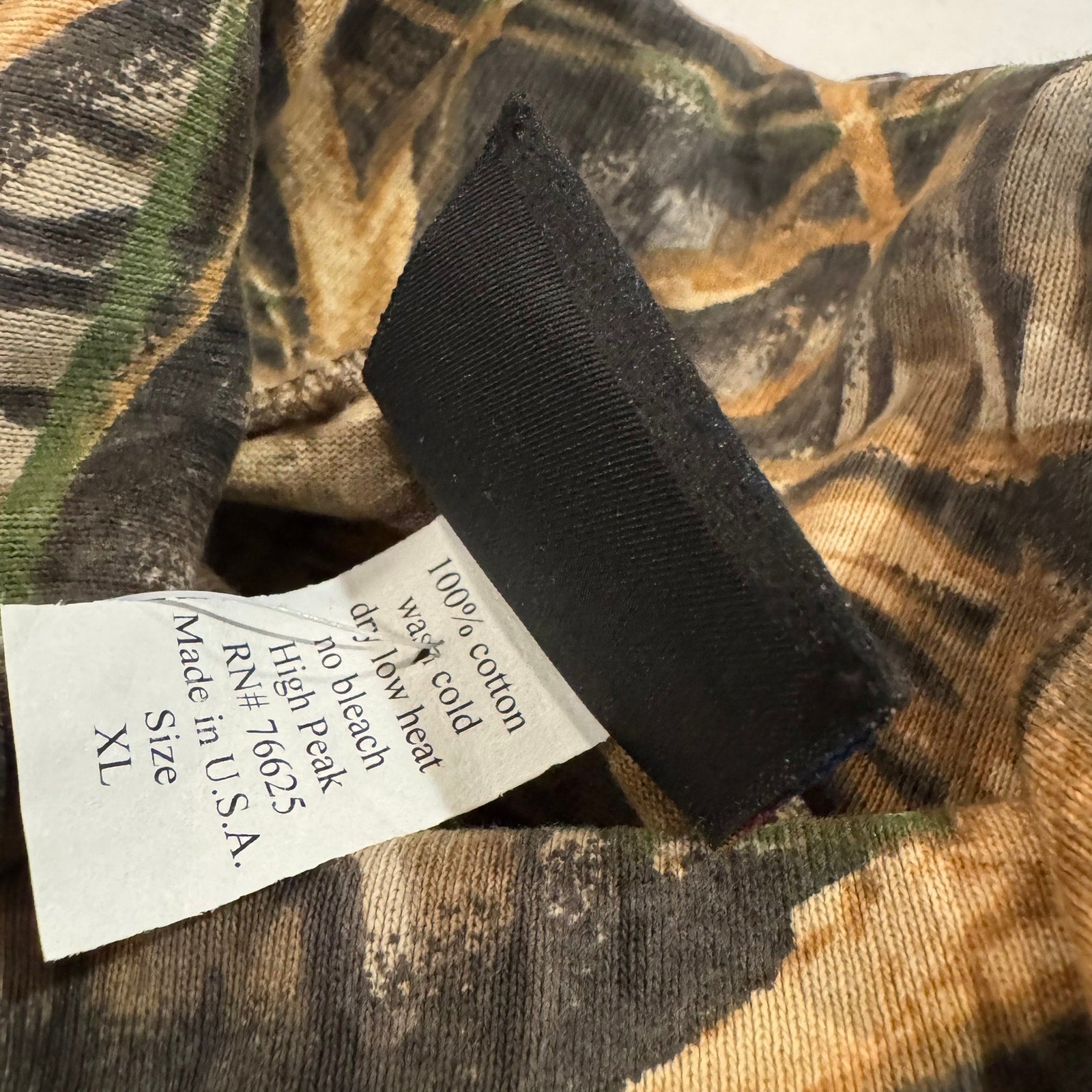 Vintage Sasquatch Mossy Oak Camo Turtleneck - Size XL